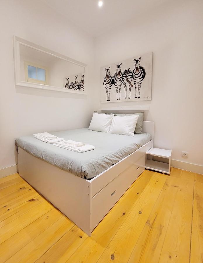 Prazeres Pool Residence Lisboa المظهر الخارجي الصورة